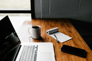 Laptop with notepad